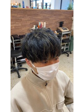 ヘアーメイク マーズ 売布店(Hair Make Mars) 無造作マッシュ×金メッシュ