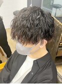 縦落ちスパイラル×ツイストパーマ[メンズ]