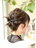 毛先のニュアンスがアクティブなアレンジ