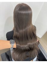 イオエ 梅田(ioe) ニュアンスカラー/グレージュ/ツヤ髪スタイル/髪質改善/縮毛矯正