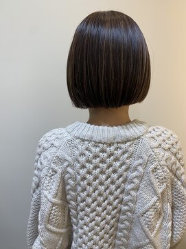 アルティーナ(altina) クラシカルボブ×ベージュブラウンハイライト