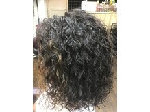 サロン ド アイ ソレイユ(Salon de i Soleil)