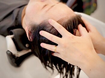 クール ヘアー ギャラリー 神明町店(COOL Hair gallery)の写真/ヘアケアで人気のAujuaから大人女性に嬉しい新メニュー登場！周りに自慢したくなるようなサラ艶髪に―。