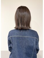 エレノア 新宿西口店(Eleanor)&nbsp;外ハネボブ/アッシュベージュ