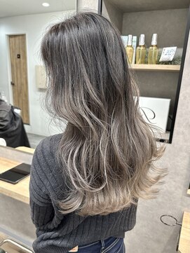 リベストバイジェービー 稲毛(li best. byjb) イメチェン/ホワイトブロンド/外ハネボブ/美髪/ワイドバング