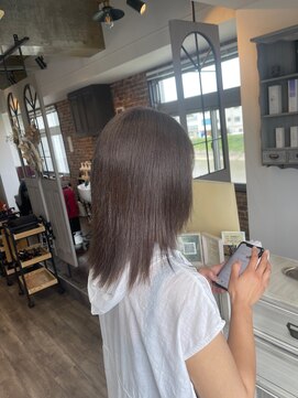 フェリーチェヘアーデザイン(Felice) シルバーグレージュ