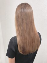 ジェナ(Jena)&nbsp;ブリーチカラー　やわらかグレーベージュ