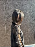 派手すぎない細めハイライト