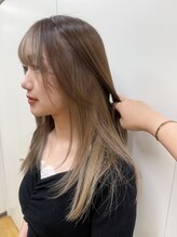 アクイール(ACCUEILLIR) ミルクティー×フェイスフレーミング