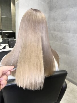 アミ(Ammi) ◆ダブルカラー/レイヤー/イルミナカラー/髪質改善/縮毛矯正