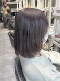 くすみベージュ REI