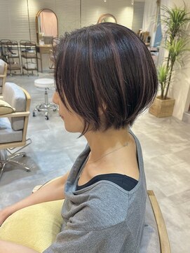 アットティー 金沢八景(at tee...) 丸みショート/白髪ぼかしハイライト/ピンクヘア