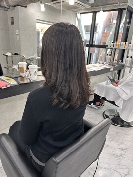 エンディアリング 東銀座(Endearing) レイヤーカット/イメチェン/ホワイトブロンド/シャドウレイヤー