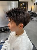 ピンパーマ×刈り上げスパイキーショート