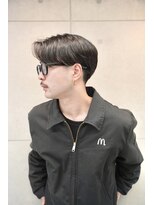 トラスト ザ バーバー 東京駅八重洲店(TRUST the Barber) センターパート/ニュアンスパーマ/ビジネススタイル