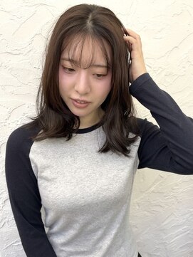 カモン(CAMON) くびれが可愛いレイヤースタイル