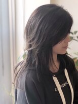 エモシオンヘアー(Emocio'n hair)&nbsp;ハイレイヤー・カーキグレージュ