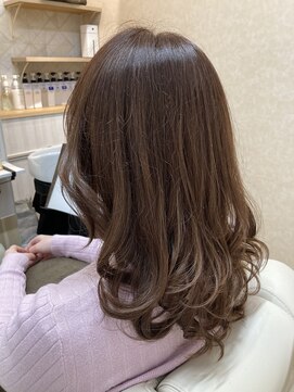 トゥーリ 二日市店(tuuli) 二日市　美容室　髪質改善　縮毛矯正　白髪　イルミナカラー