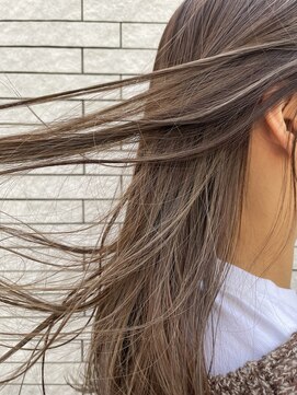 タルサ(tulsa) 透明感のあるベージュカラー