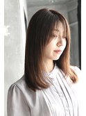 大人かわいい艶カラーストレート