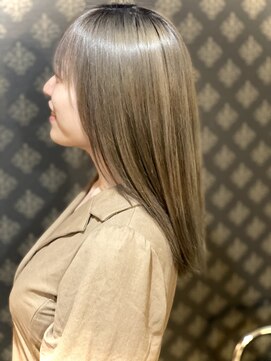 スーリールアドラーブルヘア(Sourire Adorable Hair) グレージュ