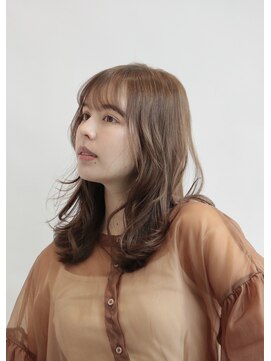 クーラアオヤマ(Cura Aoyama) コテ巻き風パーマ×やわらかベージュ