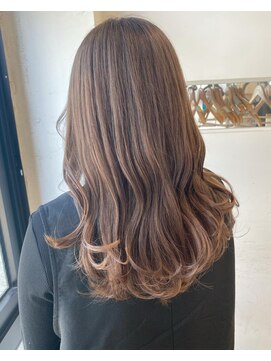 ペイジバイネオリーブ 吉祥寺店(Paige by Neolive) 柔らか×透明感たっぷり◯ラテベージュカラー