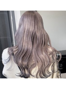 ヴァーディ オモテサンドウ(Vardy omotesando) グレージュカラー・ハイトーンシルバー