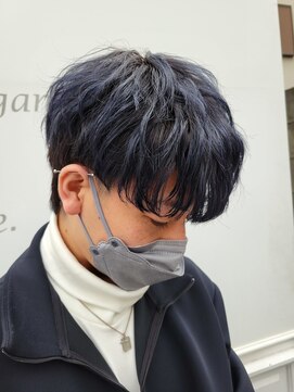 六本木美容室 白金店 センターパート/ハンサムショート/ツーブロック/黒髪/マッシュ