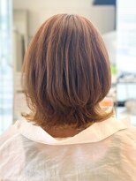 ミーティア バイ クアトロ(Meteor By QUATRO)&nbsp;くびれボブ 外ハネ セミディ