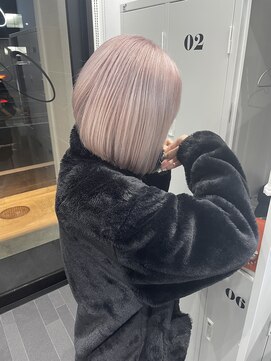 シーエスメイド バイ シャチュー 大須店(CS made by SHACHU) ホワイトラベンダー/ボブ/ショート/切りっぱなし