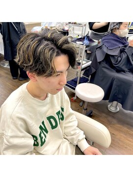 ヘアアンドビューティ ガーデン ベルモール店(HAIR AND BEAUTY GARDEN) メンズハイライト