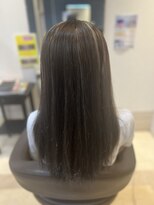 ヴィヴァーチェイルソーレ(VIVACE ilsole)&nbsp;髪質改善カラー★ハイライトミルクティベージュ艶感ストレート