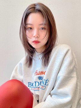 ケーツー あべのキューズモ-ル店(K-two) ウルフレイヤー*レイヤーカット*くすみベージュ*センターパート