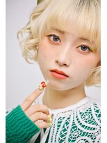 ルミュドゥプレシャス(LEMIEUX de precious) ガーリーポップなオレンジメイク×リボン【撮影ヘアメイク】