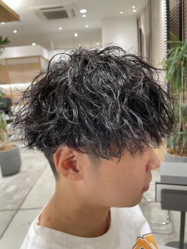 ステアケース 武蔵小杉店(stair:case) 波巻きシャドウパーマ