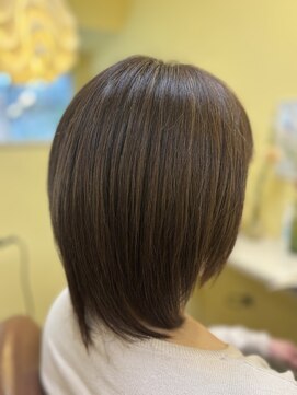 ヘアーデザイン モモ(Hair Design MoMO) 艶めくミディアムレイヤー