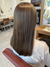 野暮ったさから”あか抜け”ハイライトカラー◆部分ブリーチで明るさと透明感がでる夏っぽいトレンドカラー