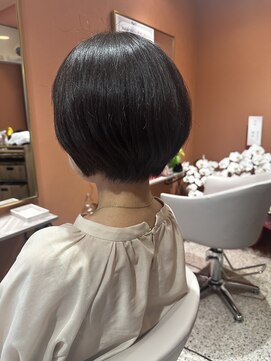 ミア(Mia) ショート、ショートボブ