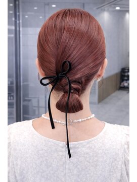 ストゥー(StueW.) お呼ばれパーティーヘアセット10/ヘアメイク/アレンジ/ブリーチ