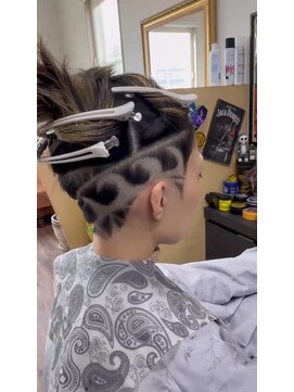 ヒロ(HIRO) バリカンアート