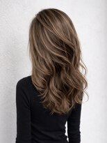 ウル(ulu)&nbsp;明るめベースハイライト　白髪ボカシ　名東区　ハイライト