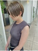 オリーブグレージュ/ブリーチなしダブルカラー/ハンサムショート