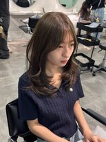 ジーニー 千葉(GENiE)&nbsp;韓国レイヤーカット/顔周り/オリーブベージュ/【古荘竜生】