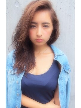 リマ(RIMA) 【RIMA】HARUKI 外国人風☆Ashベージュ×かきあげパーマstyle