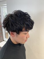 パティオンツー(PATIONN2)&nbsp;メンズ無造作マッシュネープレスツーブロックパーマスタイル