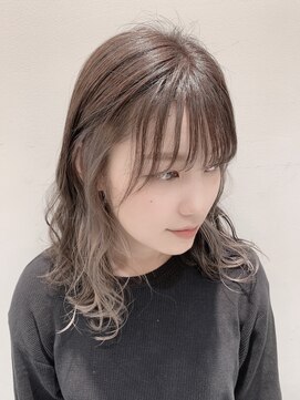 ネオリーブギンザ 銀座店(Neolive GINZA) イヤリングカラーでさりげないお洒落に