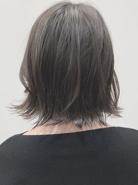 ユキオ オブ ヘアー(YUKIO of Hair) 30代40代★襟足すっきりで大人かわいい☆暗髪×小顔大人ボブ