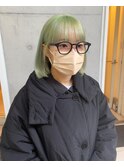 ロブヘア_ペールグリーン_ハイトーンボブ