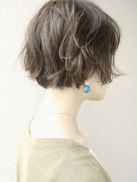 モリオフロムロンドン 松戸店(Morio from London) 【松戸 ムラマツ】大人ショートボブハイライトパーマ